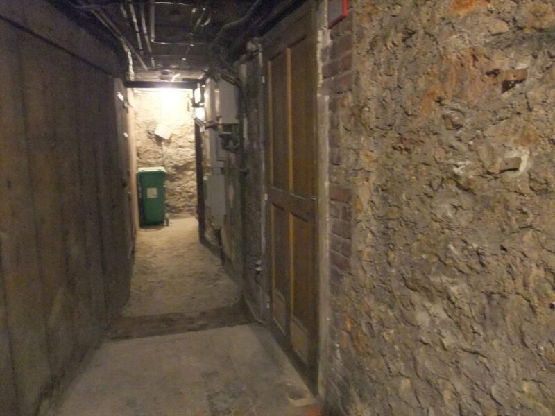 地下通路